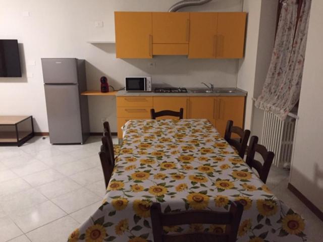 Foresto Case Vacanza Volta Mantovana Exterior foto